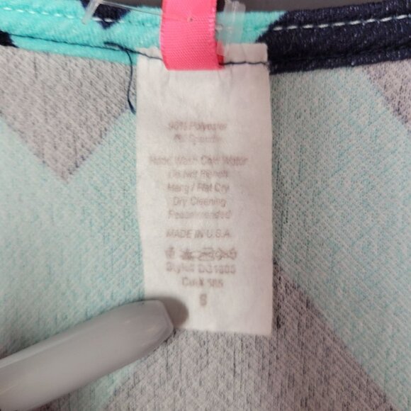 SI style women's lightweight fashionable, standout mini dress, size small - Picture 7 of 7